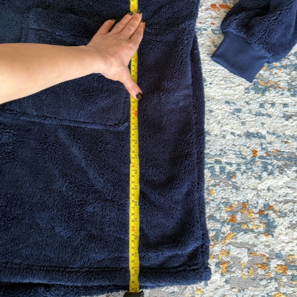 Google Zip-Up Snuggler - Picture 8 of 8